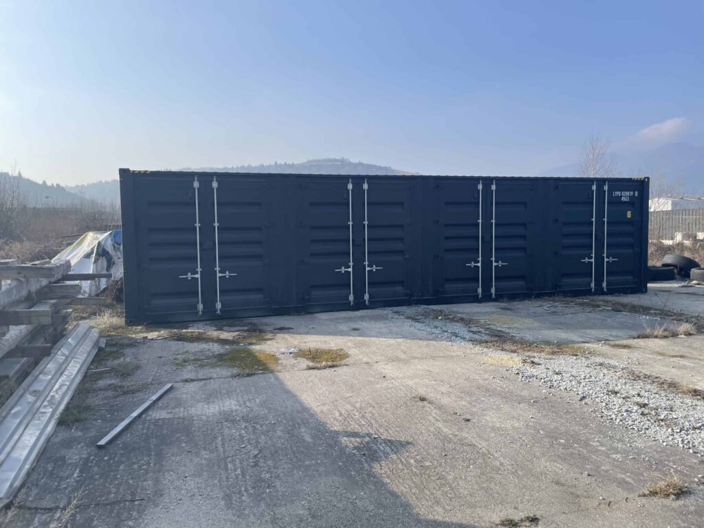 4 m x 12 m x 2